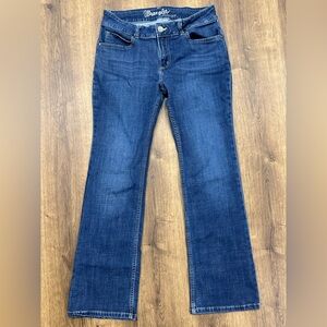 Wrangler Jeans Womens‎ 9x30 Blue Boot Cut Western Cowboy Rodeo Dark Wash
